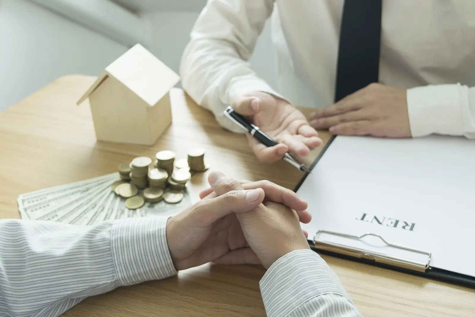 The Complete Guide to Security Deposit Rules in Houston, TX